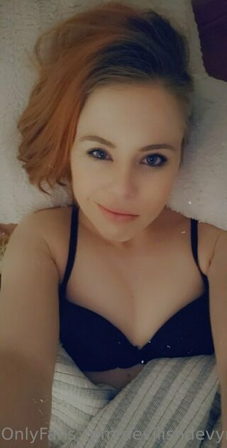 devilishdevyn