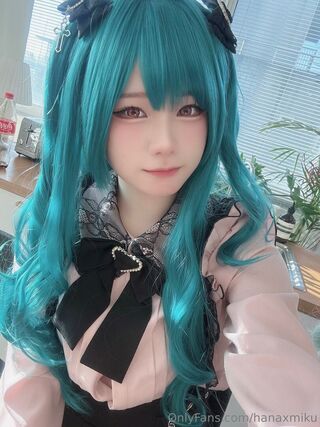 hanaxmiku